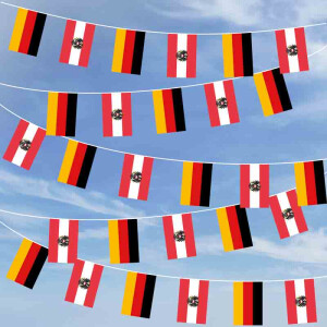 Party-Flaggenkette : Deutschland - Oesterreich mit Adler